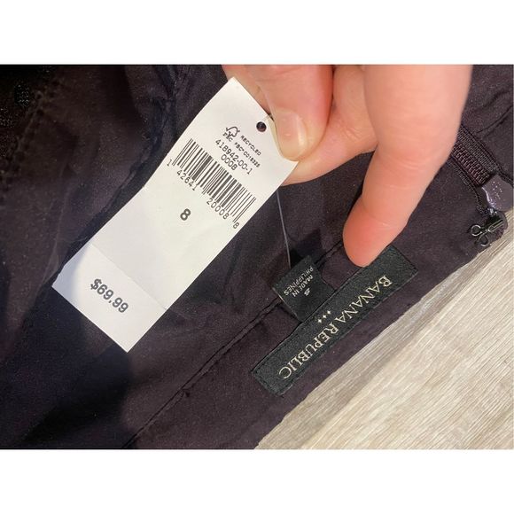 Banana Republic NWT Pencil Skirt Laser Cut in Vineyard Purple, Size 8, MSRP $70 - Picture 7 of 11